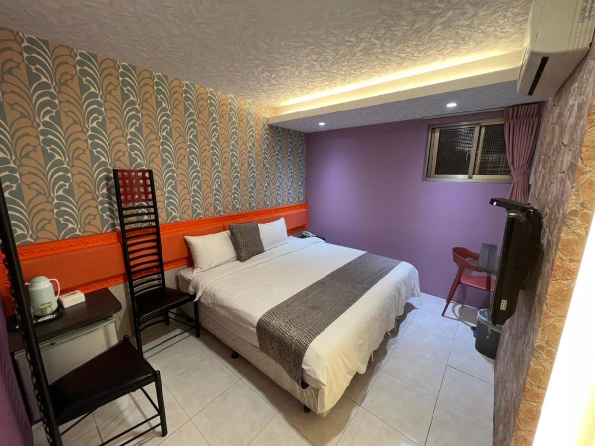 Boston Hotel Chiayi Extérieur photo