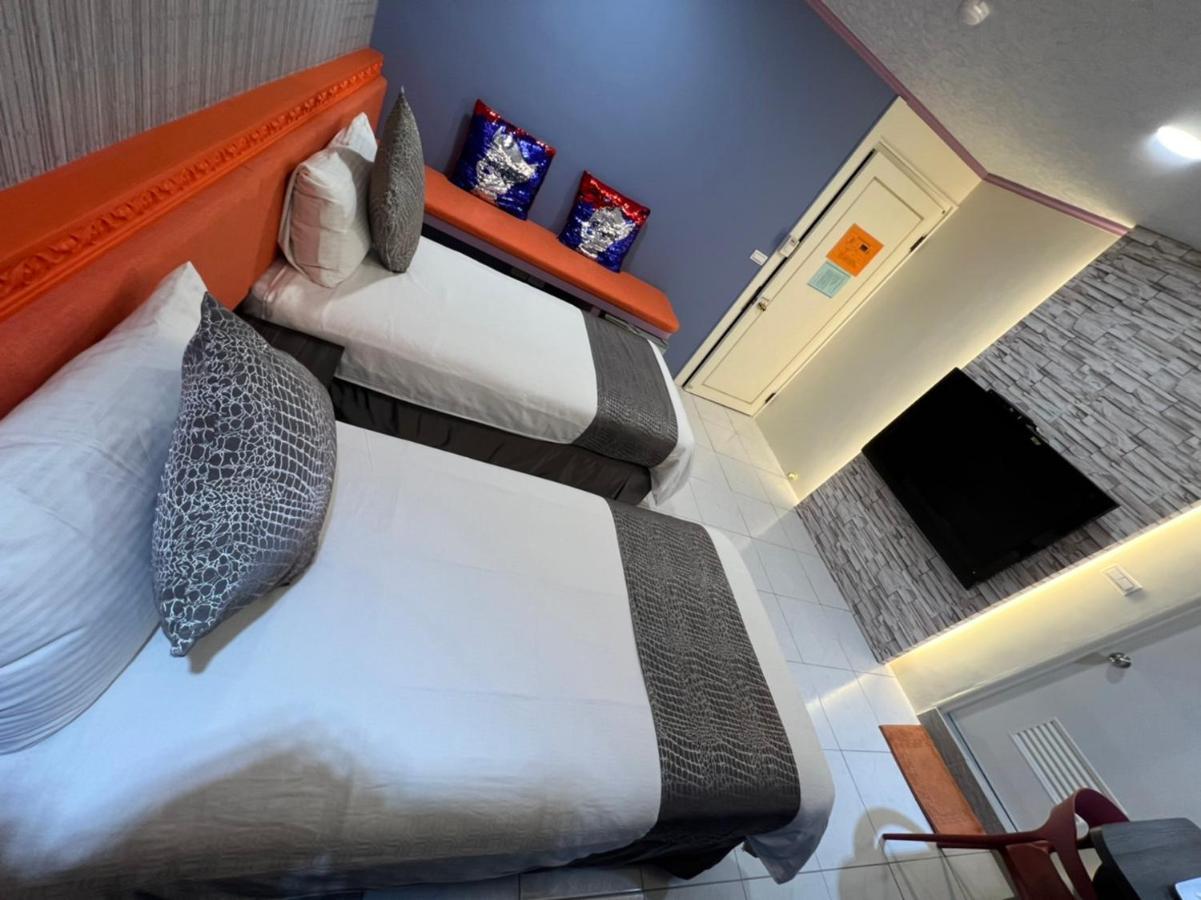 Boston Hotel Chiayi Extérieur photo