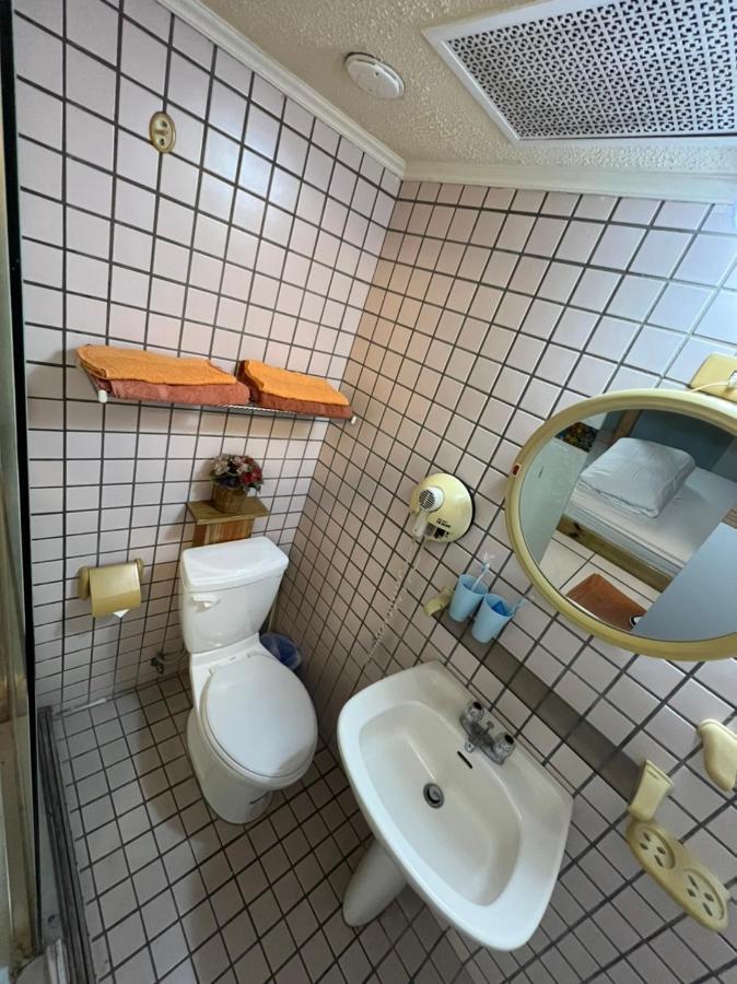 Boston Hotel Chiayi Extérieur photo
