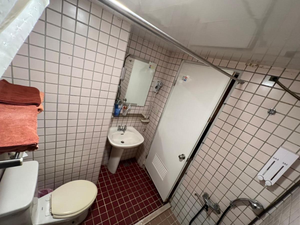 Boston Hotel Chiayi Extérieur photo