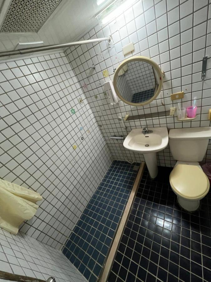 Boston Hotel Chiayi Extérieur photo