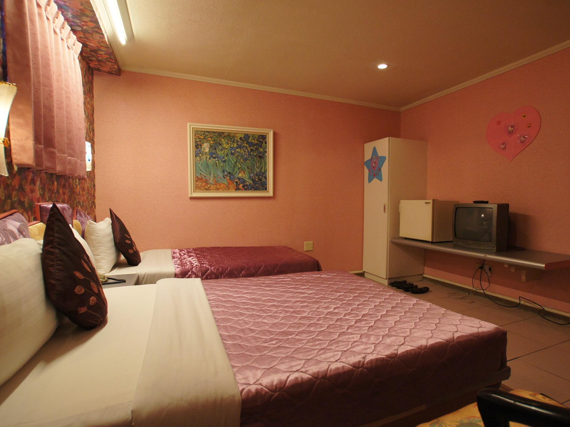 Boston Hotel Chiayi Extérieur photo